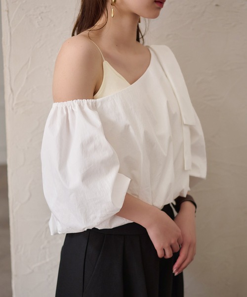 mideal（マイディール）の「balloon one shoulder tops / バルーンワンショルダートップス（シャツ/ブラウス・レディース・チャコールグレー/オフホワイト・FREE）」の11枚目の写真