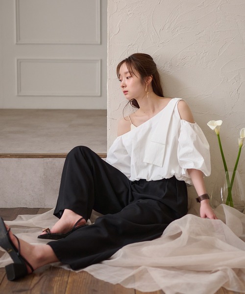 balloon one shoulder tops / バルーンワンショルダートップス