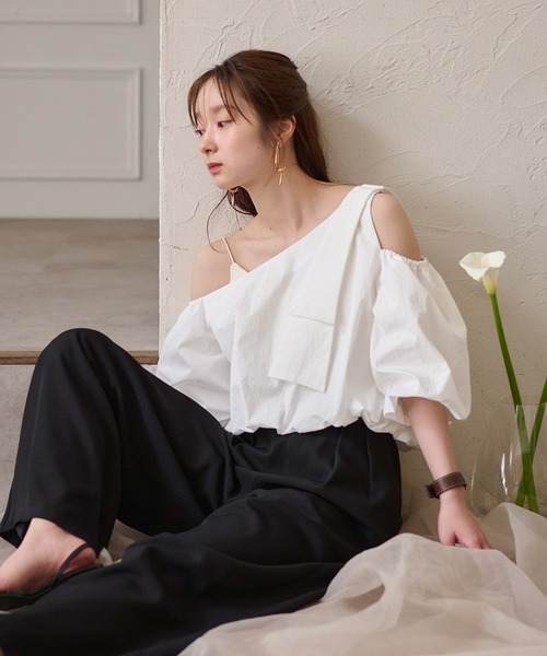 mideal（マイディール）の「balloon one shoulder tops / バルーンワンショルダートップス（シャツ/ブラウス・レディース・チャコールグレー/オフホワイト・FREE）」の18枚目の写真