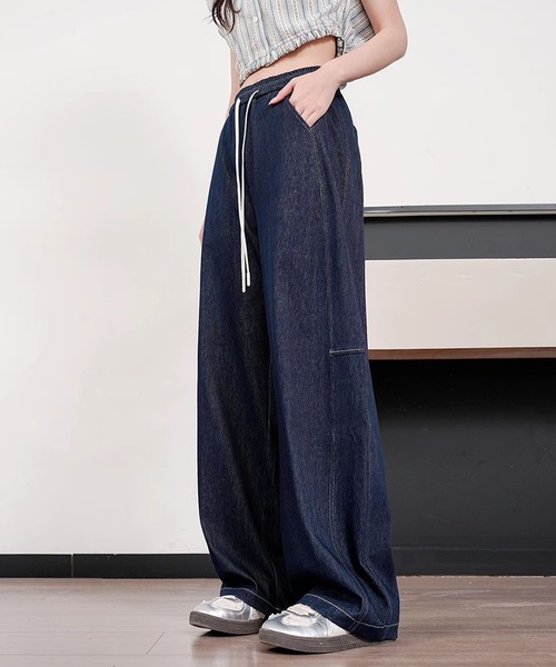 BANICO(バニコ)の「ストリートルーズワイドパンツ(スラックス・レディース・オフホワイト/ネイビー・LARGE/MEDIUM)」の10枚目の写真