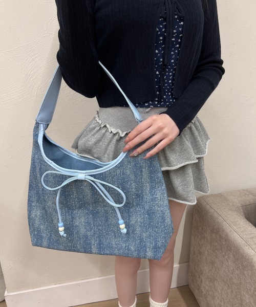 ダークブルーWデニム♡刺繍のリボンバッグ♡ストーン付き セール】ラインストーン付きデニムリボンバッグ（トートバッグ