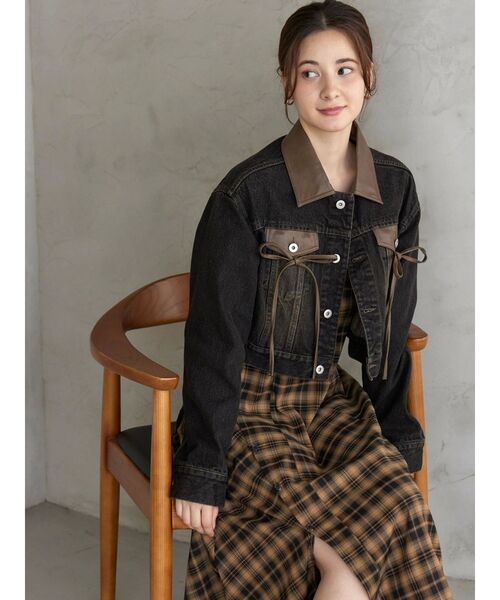 CALNAMUR（カルナムール）の「フェイクレザースウィッチングデニムジャケット（デニムジャケット・レディース・ブラック/ブルー・FREE）」の14枚目の写真