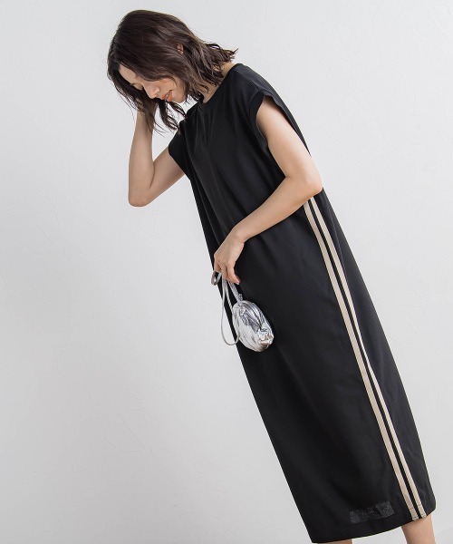 Droite lautreamont(ドロワットロートレアモン)の「【WEB限定】カットジョーゼットサイドラインワンピース≪手洗い可能≫(ワンピース・レディース・ライトグレー/ブラック/ブラウン・M)」の4枚目の写真