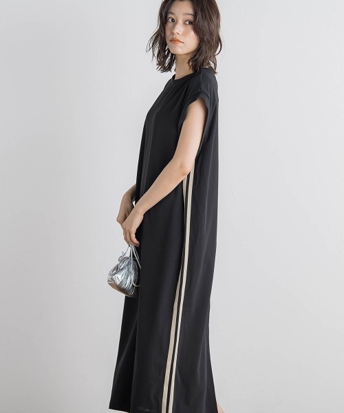 Droite lautreamont(ドロワットロートレアモン)の「【WEB限定】カットジョーゼットサイドラインワンピース≪手洗い可能≫(ワンピース・レディース・ライトグレー/ブラック/ブラウン・M)」の5枚目の写真