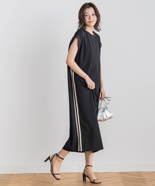 Droite lautreamont(ドロワットロートレアモン)の「【WEB限定】カットジョーゼットサイドラインワンピース≪手洗い可能≫(ワンピース・レディース・ライトグレー/ブラック/ブラウン・M)」の7枚目の写真