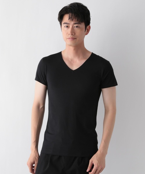 GLOBAL WORK(グローバルワーク)の「やわらかストレッチインナーVネックTシャツ/Fffit エフィット/494505(Tシャツ/カットソー・メンズ・ホワイト/ブラック/ライトベージュ・SMALL/LARGE/X-LARGE/MEDIUM)」の8枚目の写真