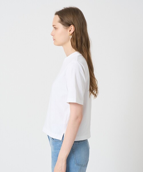 ANAYI(アナイ)の「【Saori Oyamada × SLOANE × ANAYI】コットン天竺コンパクトTシャツ(Tシャツ/カットソー・レディース・ブラック系その他/ホワイト/ブラウン・36/38)」の4枚目の写真
