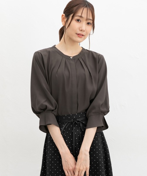 Honeys(ハニーズ)の「7分袖バンドカラーブラウス(シャツ/ブラウス・レディース・ブラック/ブラウン/ホワイト/ボルドー/ライトグレー・L/LL/M/S/3L)」の4枚目の写真