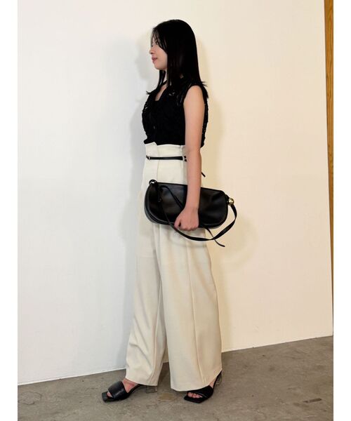 LAGUNAMOON（ラグナムーン）の「エンブロイダリーレースポロトップス（シャツ/ブラウス・レディース・アイボリー/ブラック・FREE）」の13枚目の写真