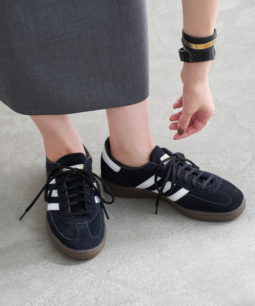 LE TALON（ルタロン）の「adidas / アディダス HANDBALL SPEZIAL（スニーカー・レディース・ブラック/サックスブルー/ブラック系その他・23cm/23.5cm/24cm/24.5cm/25cm）」の9枚目の写真