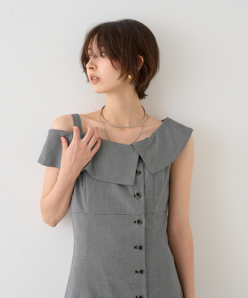EMMA ROUGE VIF(エマルージュヴィフ)の「【一部店舗限定】アシメショルダーワンピース(ワンピース・レディース・ブラウン/ストライプ・38/36)」の16枚目の写真