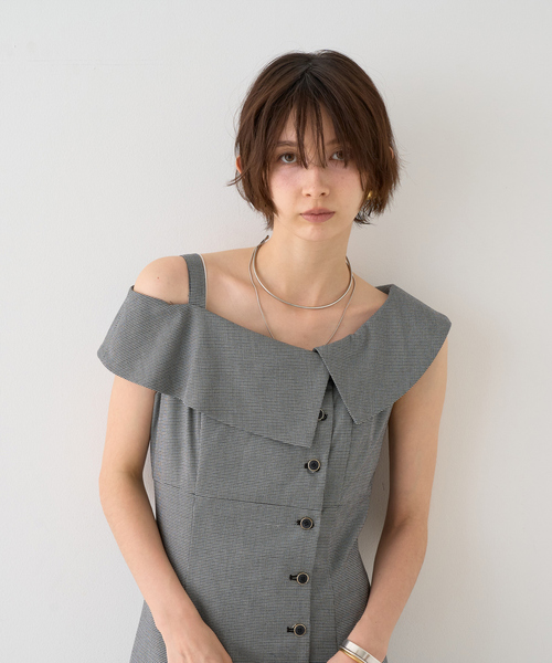 EMMA ROUGE VIF(エマルージュヴィフ)の「【一部店舗限定】アシメショルダーワンピース(ワンピース・レディース・ブラウン/ストライプ・38/36)」の18枚目の写真