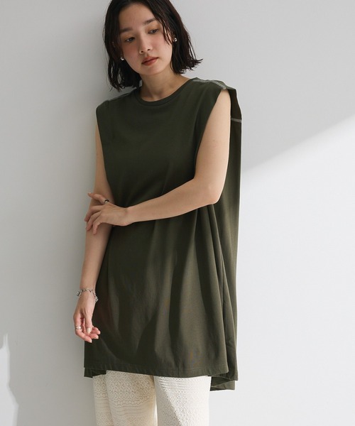 Green　Parks（グリーンパークス）の「配色ステッチノースリーブチュニック（チュニック・レディース・イエロー/カーキ/ブルー・FREE）」の2枚目の写真