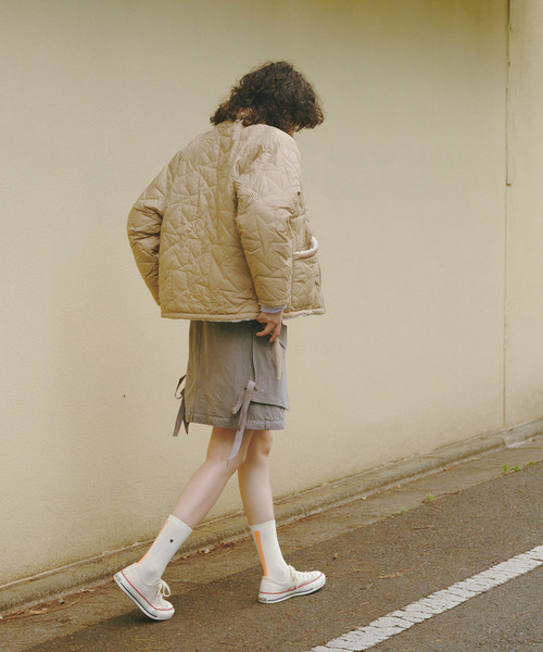 TAION(タイオン)の「【TAION】MILITARY STAR★ QUILTING & BOA REVERSIBLE STAND JACKET(UNISEX)(ダウンジャケット/コート・レディース・ブラック/ベージュ/オリーブ・MEDIUM/SMALL)」の6枚目の写真