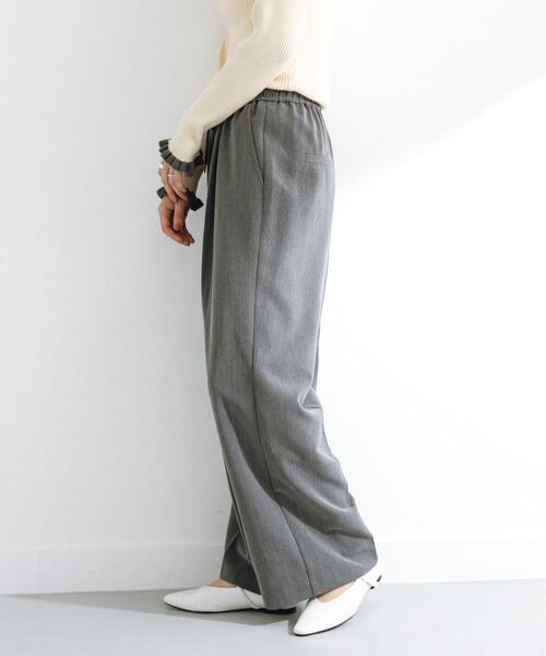 URBAN RESEARCH Sonny Label(アーバンリサーチサニーレーベル)の「タックワイドイージーパンツ(その他パンツ・レディース・ブラック/グレー・38/36)」の3枚目の写真