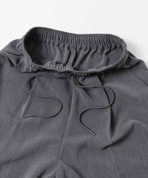 URBAN RESEARCH Sonny Label(アーバンリサーチサニーレーベル)の「タックワイドイージーパンツ(その他パンツ・レディース・ブラック/グレー・38/36)」の20枚目の写真