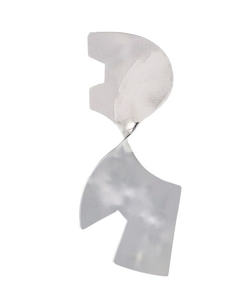 UN3D.（アンスリード）の「NOTCH TWIST EARRING / ノッチツイストイヤリング（イヤリング・レディース・シルバー/ゴールド・FREE）」の4枚目の写真