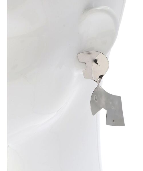 UN3D.（アンスリード）の「NOTCH TWIST EARRING / ノッチツイストイヤリング（イヤリング・レディース・シルバー/ゴールド・FREE）」の6枚目の写真