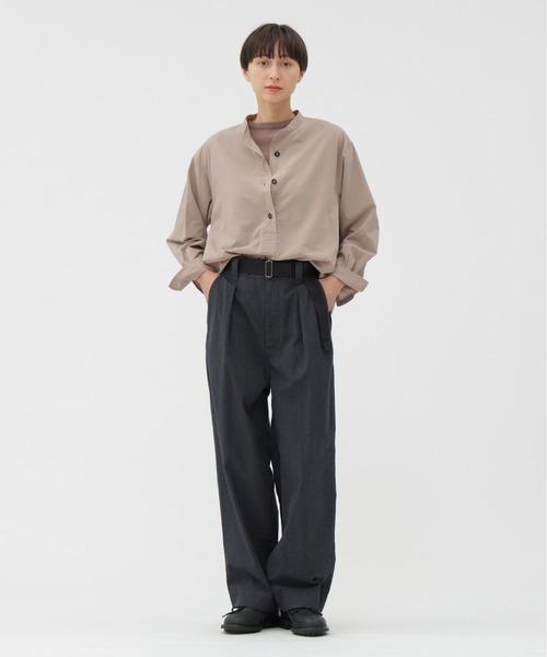 MHL.（エムエイチエル）の「DENSE COTTON NYLON（その他パンツ・レディース・ダークグリーン/ネイビー・0/1/2/3）」の7枚目の写真