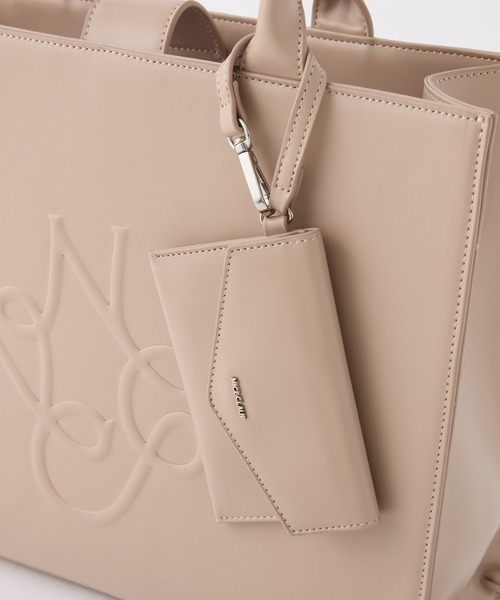 A4サイズ収納/ロゴモチーフエンボストートバッグ（トートバッグ）｜one