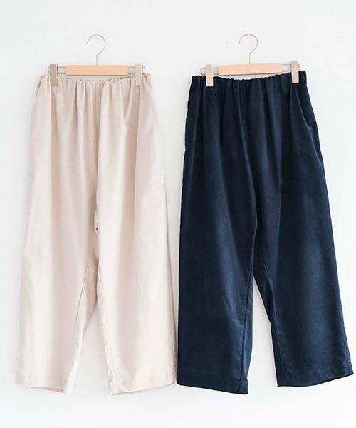 D(ディー)の「エアーコールギャザーパンツ(その他パンツ・レディース・ベージュ/ネイビー・MEDIUM/LARGE)」の3枚目の写真