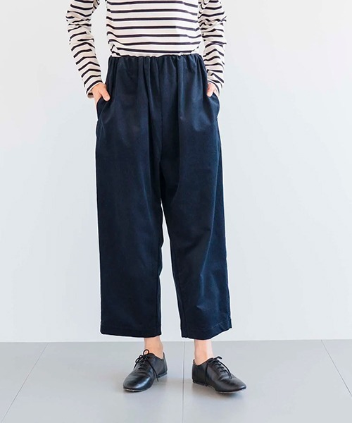 D(ディー)の「エアーコールギャザーパンツ(その他パンツ・レディース・ベージュ/ネイビー・MEDIUM/LARGE)」の13枚目の写真
