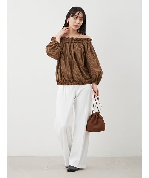 Mila Owen（ミラオーウェン）の「後リボンボリュームオフショルブラウス（シャツ/ブラウス・レディース・ブラック/ホワイト/キャメル・0/1）」の14枚目の写真