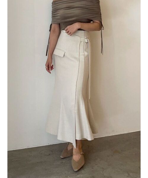 LAGUNAMOON（ラグナムーン）の「ツイードアシメナローフレアスカート（スカート・レディース・アイボリー/ライトグレー/イエロー・SMALL/MEDIUM）」の4枚目の写真