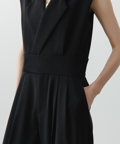 アダムエロペ　EMOELLE スリーブレスオールインワン　ブラック　新品 EMOELLE】スリーブレスオールインワン カルゼ（つなぎ