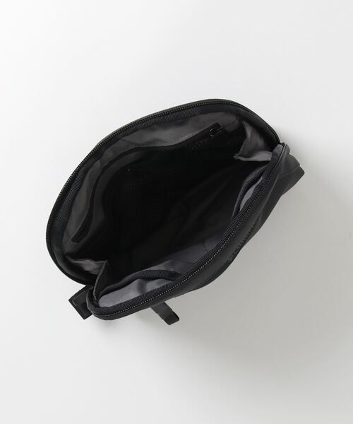 CHROME（クローム）の「［ CHROME / クローム ］AXCEL CABLE POUCH BK_BLACK / アクセル ケーブルポーチ ブラック 耐水 ガジェットケース（ポーチ・メンズ・ブラック・FREE）」の10枚目の写真