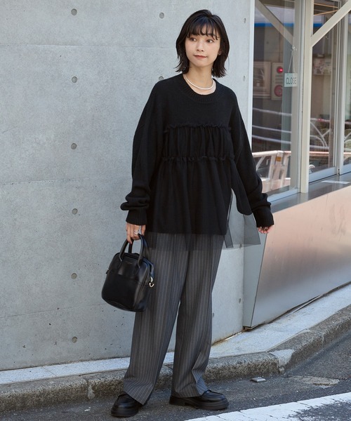 MONO-MART(モノマート)の「チュールフリル ドッキングプルオーバーニット(ニット/セーター・レディース・アイボリー/ブルー系/ベージュ/グレー/ブラック・FREE)」の17枚目の写真