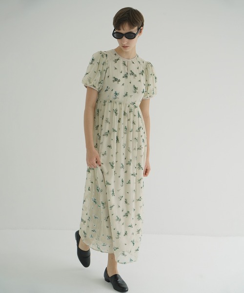 CLANE（クラネ）の「FLOWER OPAL PUFF ONEPIECE（ワンピース・レディース・ブラック・1/0）」の3枚目の写真