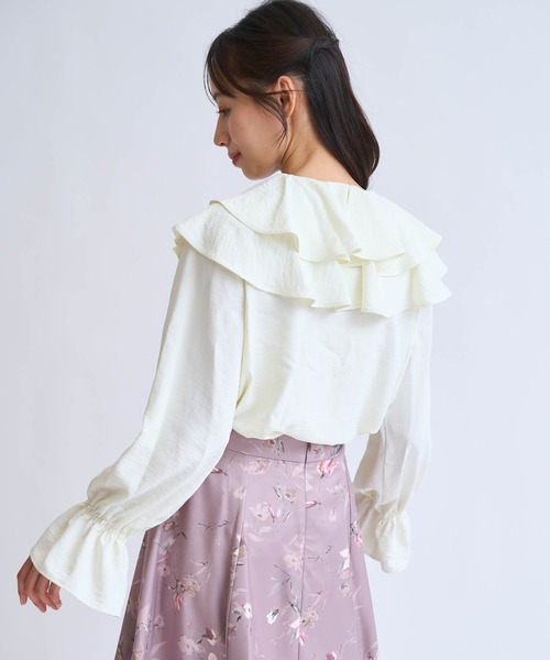 NOELA(ノエラ)の「フリルカラーブラウス(シャツ/ブラウス・レディース・ベージュ/オフホワイト/グレー・フリー)」の14枚目の写真