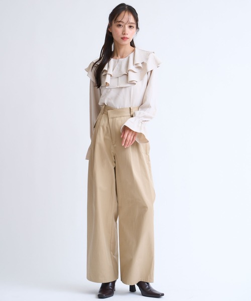 NOELA(ノエラ)の「フリルカラーブラウス(シャツ/ブラウス・レディース・ベージュ/オフホワイト/グレー・フリー)」の22枚目の写真