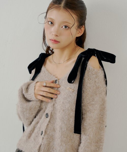 セール】【ブローチ取外し可】ベロアリボンルーズニットカーディガン