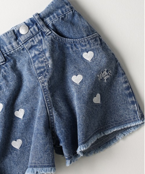 Right-on（ライトオン）の「【VIVIAN BLUE】ハート刺繍デニムショートパンツ（その他パンツ・キッズ・ネイビー/ブルー・130/140/150/160）」の2枚目の写真