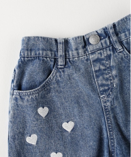 Right-on（ライトオン）の「【VIVIAN BLUE】ハート刺繍デニムショートパンツ（その他パンツ・キッズ・ネイビー/ブルー・130/140/150/160）」の6枚目の写真