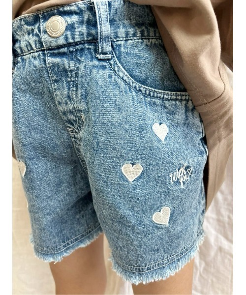 Right-on（ライトオン）の「【VIVIAN BLUE】ハート刺繍デニムショートパンツ（その他パンツ・キッズ・ネイビー/ブルー・130/140/150/160）」の14枚目の写真