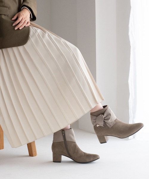 JELLY BEANS(ジェリービーンズ)の「ビジューアクセントターバンリボンショートブーツ(204-57119)JELLY BEANS(ジェリービーンズ)(ブーツ・レディース・ブラック系/ブラック/グレイッシュベージュ・S/M/L)」の21枚目の写真