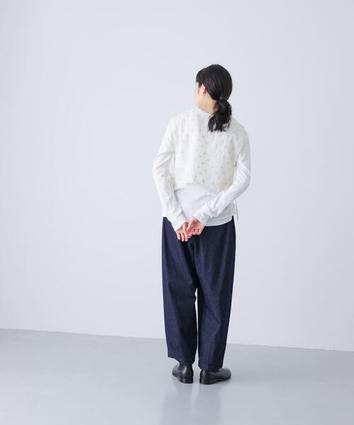 かぐれ（カグレ）の「ドット刺繍ウールガーゼビブ（ベスト・レディース・ブラック/アイボリー・FREE）」の5枚目の写真