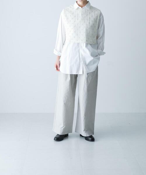 かぐれ（カグレ）の「ドット刺繍ウールガーゼビブ（ベスト・レディース・ブラック/アイボリー・FREE）」の8枚目の写真