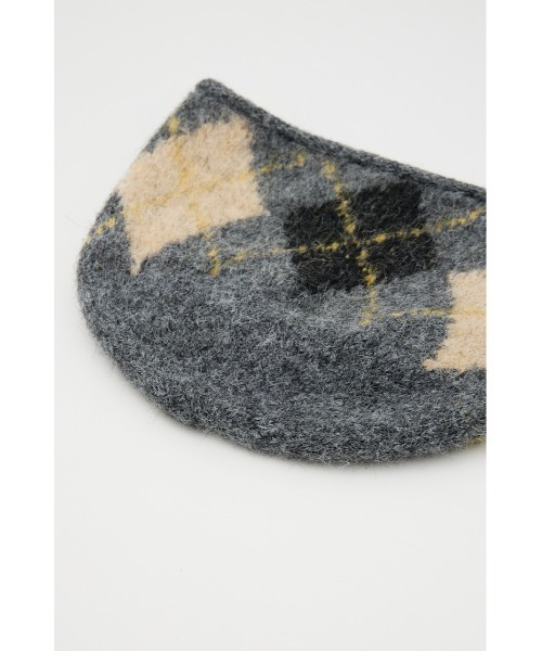 SLY（スライ）の「ARGYLE JQ KNIT BEANIE アーガイル ジャガード ニット ビーニー 秋服 冬服（ニットキャップ/ビーニー・レディース・ブラック系その他2/ブラウン系その他2/グレー系その他2・FREE）」の11枚目の写真
