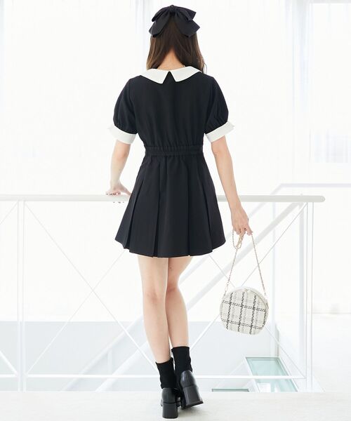 MAJESTIC LEGON(マジェスティックレゴン)の「衿配色ミニワンピース(ワンピース・レディース・ブラック/グレー・MEDIUM)」の5枚目の写真