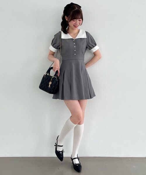 MAJESTIC LEGON(マジェスティックレゴン)の「衿配色ミニワンピース(ワンピース・レディース・ブラック/グレー・MEDIUM)」の19枚目の写真