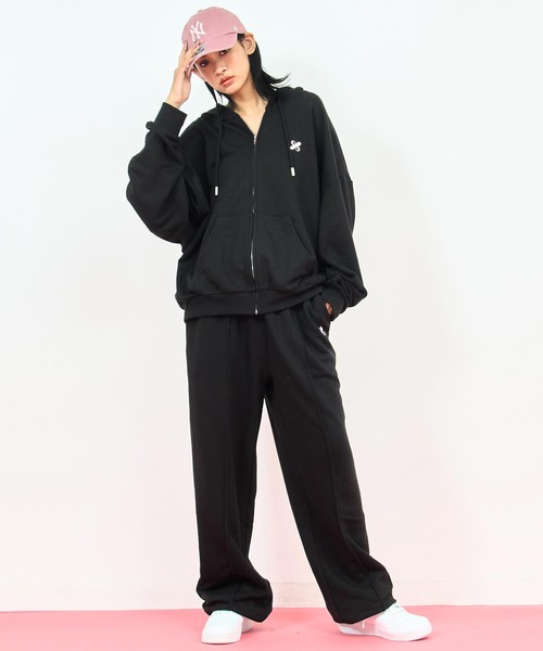 ANAP(アナップ)の「ラウンジウェア 裏毛 パーカー【ジュニアお揃い】【親子お揃い】(パーカー・レディース・ブラック/ピンク/グレー・L/M)」の7枚目の写真
