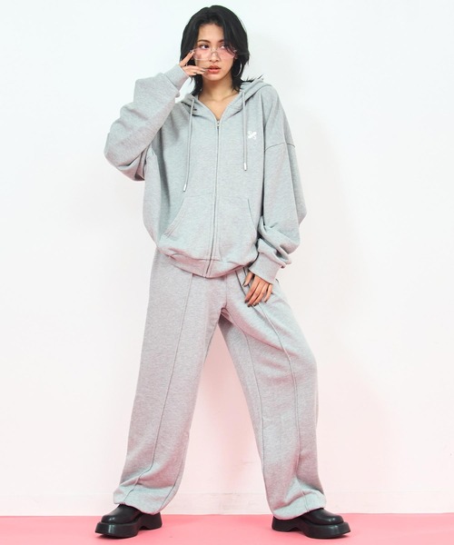 ANAP(アナップ)の「ラウンジウェア 裏毛 パーカー【ジュニアお揃い】【親子お揃い】(パーカー・レディース・ブラック/ピンク/グレー・L/M)」の11枚目の写真