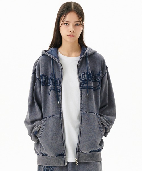 MAHAGRID(マハグリッド)の「『mahagrid/マハグリッド』WASHED CUT OFF APPLIQUE HD ZIP UP/ウォッシュドカットオフ アップリケ ジップアップパーカー(パーカー・レディース・ネイビー/ブラック/レッド・SMALL/MEDIUM/LARGE)」の14枚目の写真