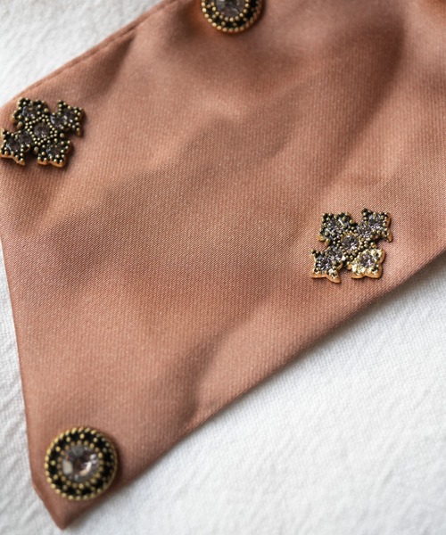 Port（ポート）の「【 Port / ポート 】 ビジュー付き サテンリボン スカーフ風 シュシュ #（ヘアゴム・レディース・ブラウン/ブラック・FREE）」の10枚目の写真