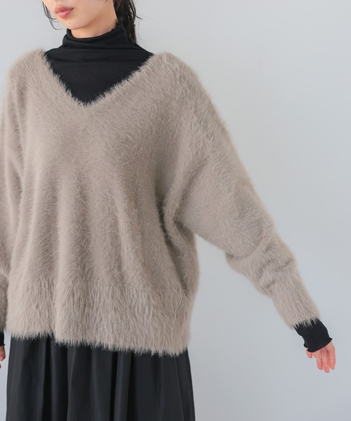 itto...(イット)の「バックリボンふわふわシャギーニット(ニット/セーター・レディース・グレイッシュベージュ/ブラック/アイボリー・FREE)」の21枚目の写真