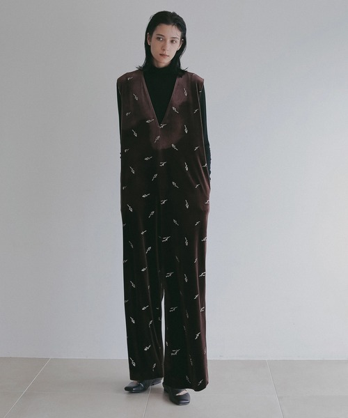 MANOF(マノフ)の「VELOR EMBROIDERY ALL IN ONE(つなぎ/オールインワン・レディース・ブルー/ブラウン・S/M)」の20枚目の写真